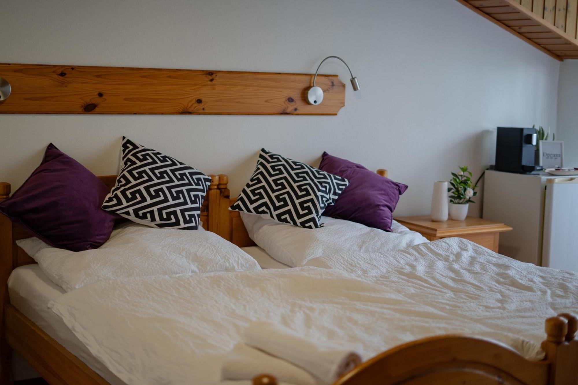 S.A.W. Rooms ชีฟลิง อัม ซี ภายนอก รูปภาพ